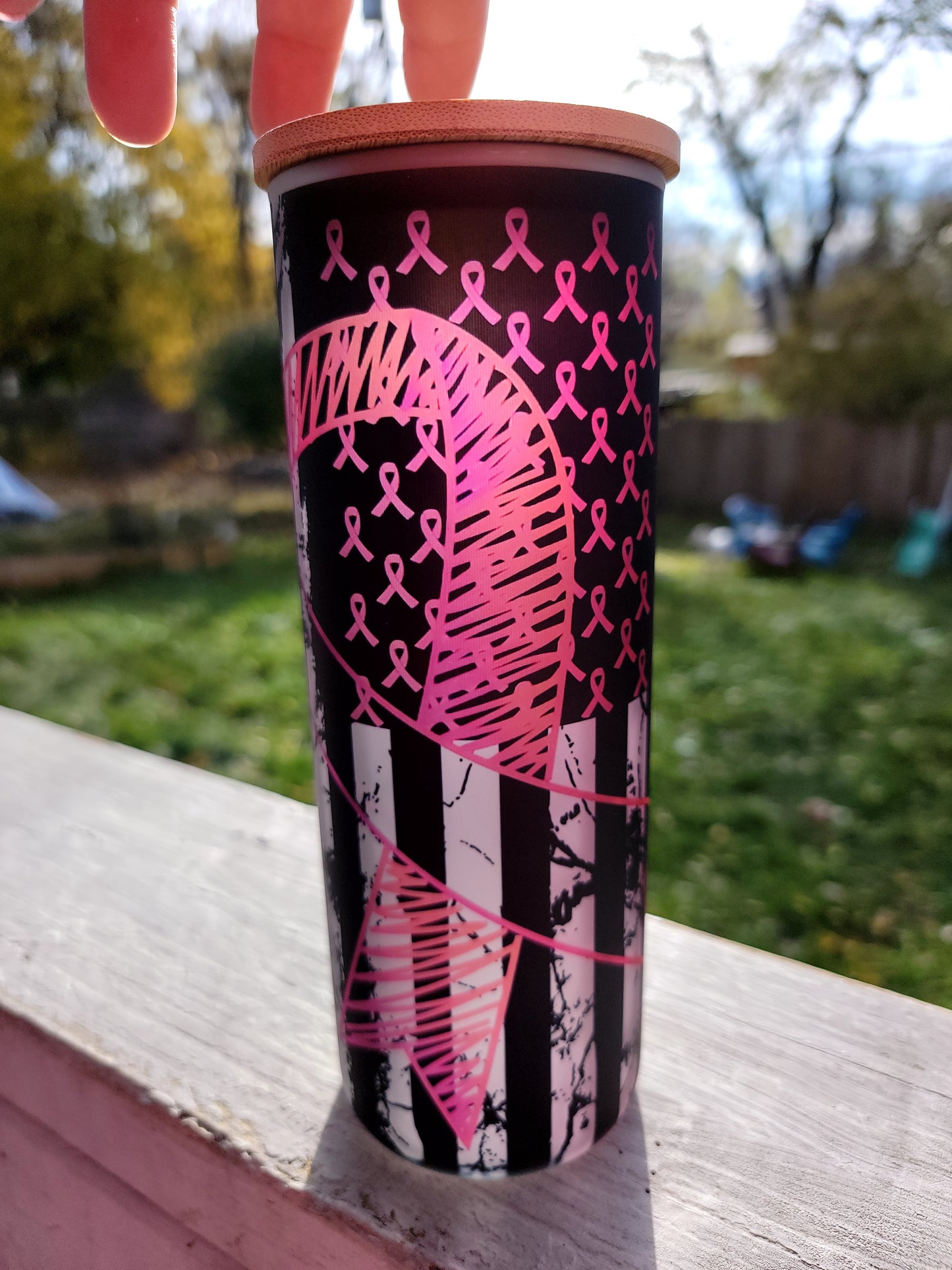 Back the Pink, Cancer awareness 25-ounce Frosted Glass tumbler