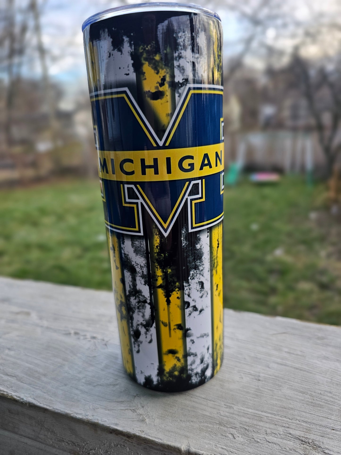 U of M  20-ounce Stainless Steel tumbler