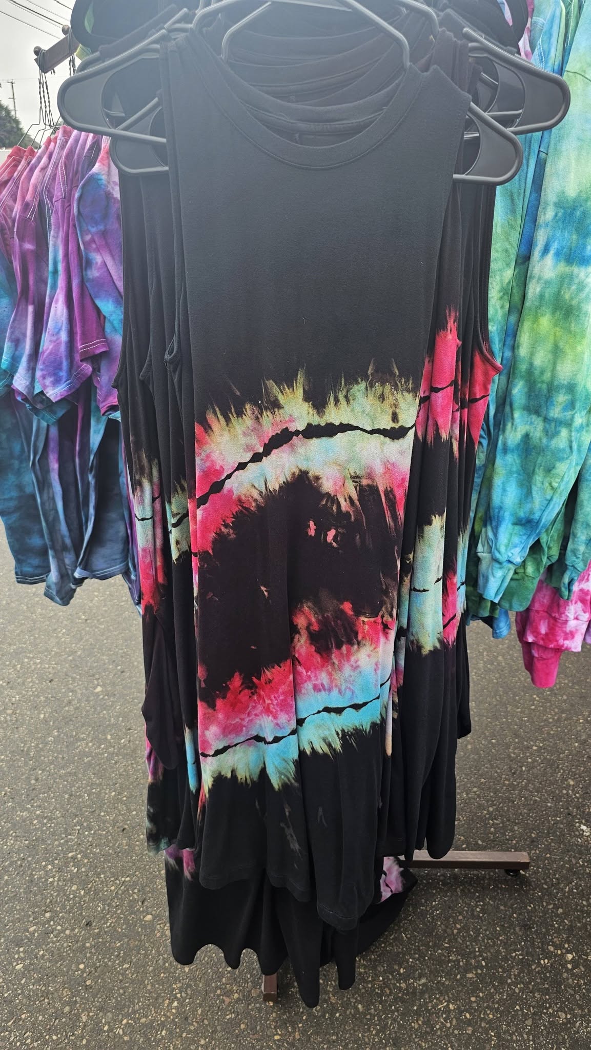 Sleeveless Dress with Pockets - knee length